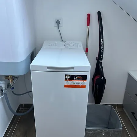 Laura V Centre Apartamento *